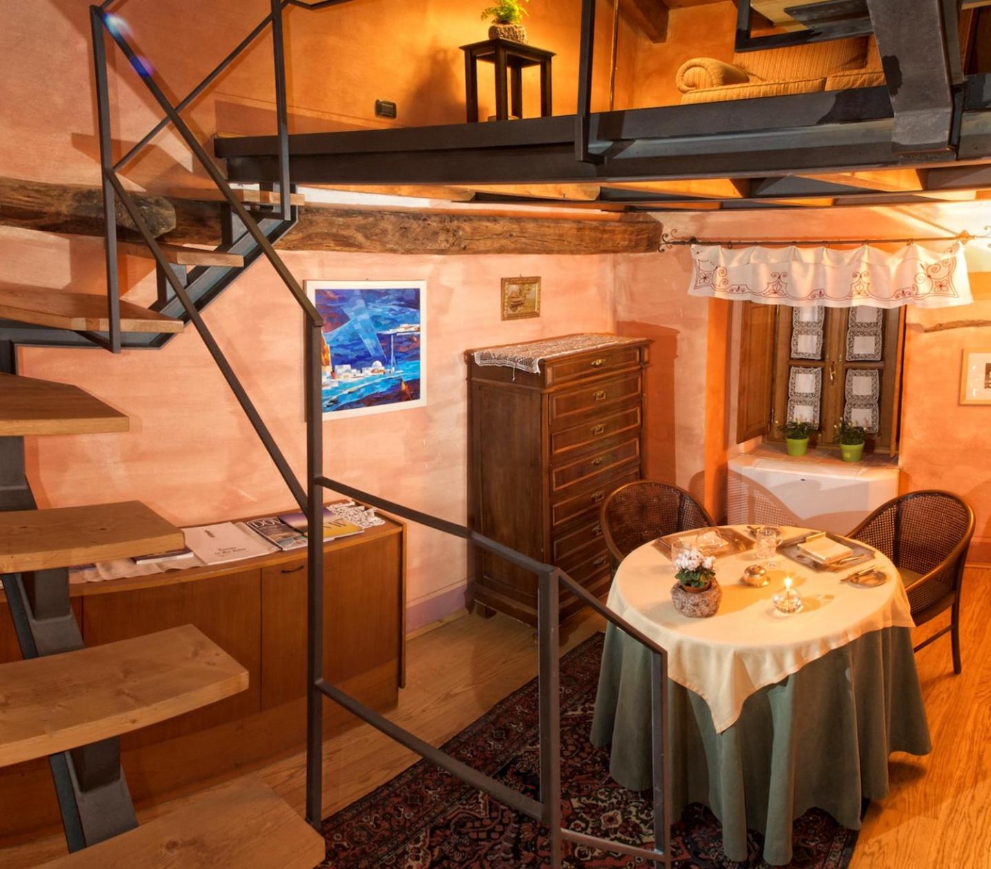 LOCANDA DEI MAI INTEES 14/24