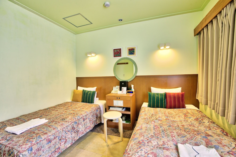 Hotel Sun Palace Kyuyokan 11/72