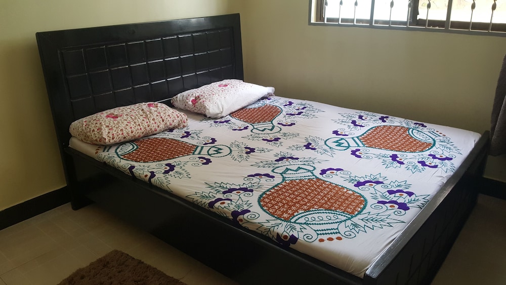 Perfect Home Two minutes to Kijiji Beach [VR] 12/50