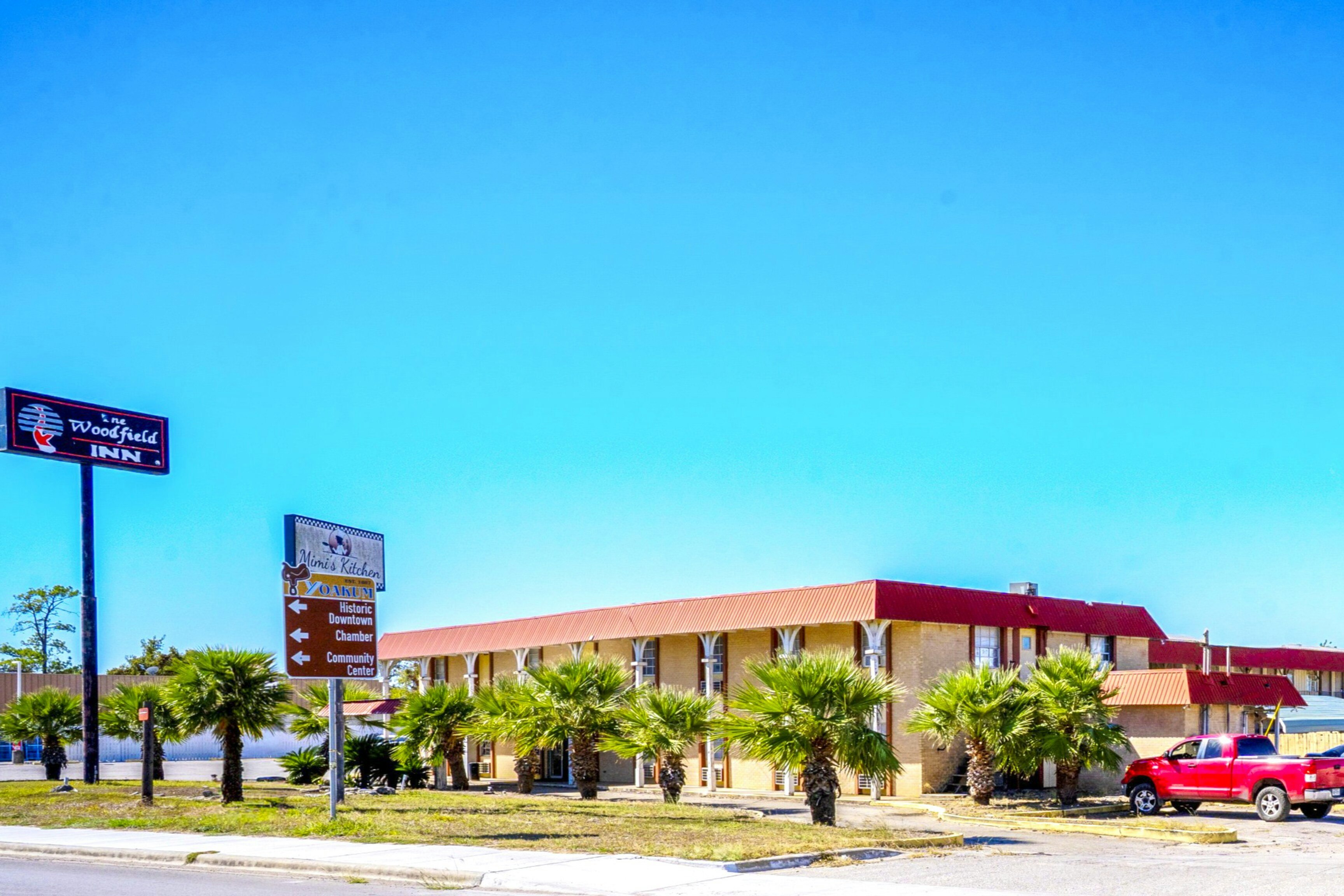 Woodfield Inn & Suites Hotel O, Yoakum TX 111 8/54