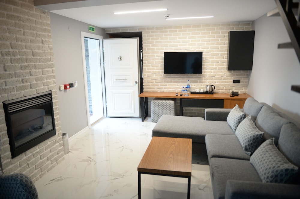 SAPANCA ALFA SUITES & SPA 48/67