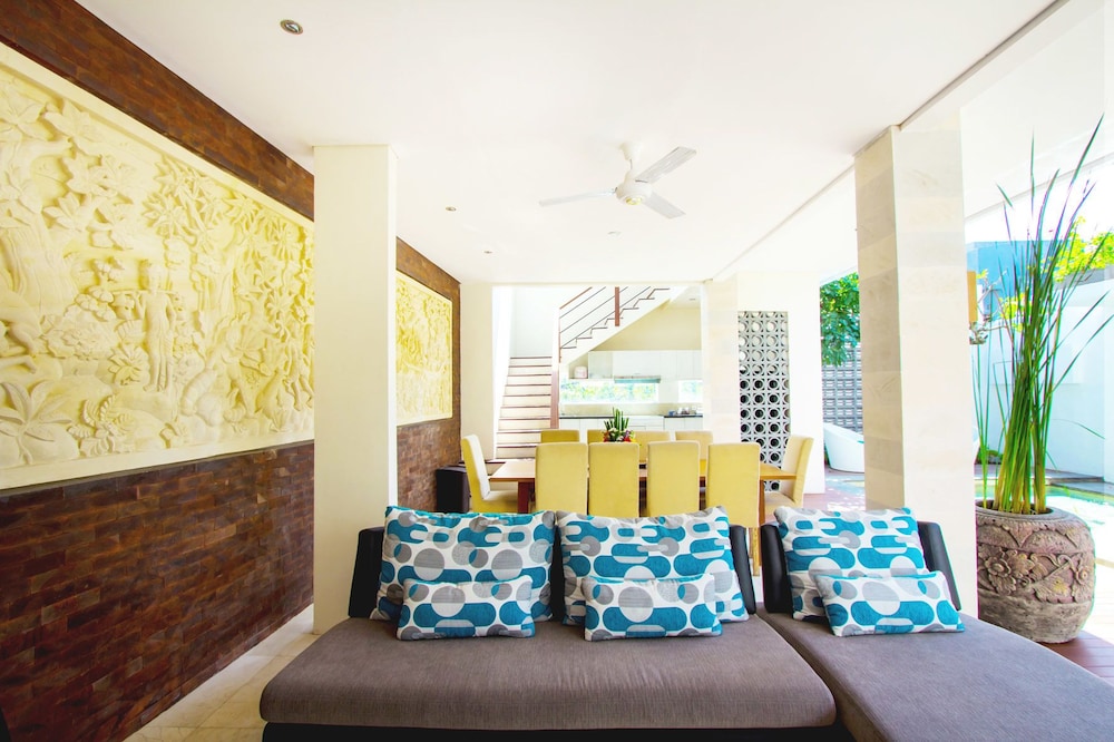Apple Villa And Apartment 34/50