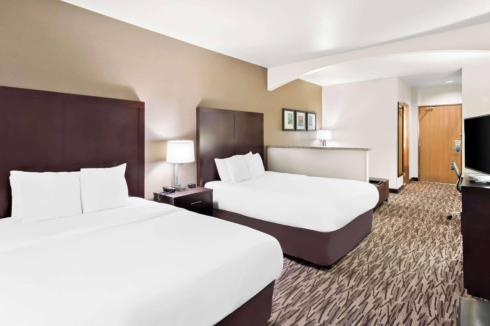 Room, Multiple Beds