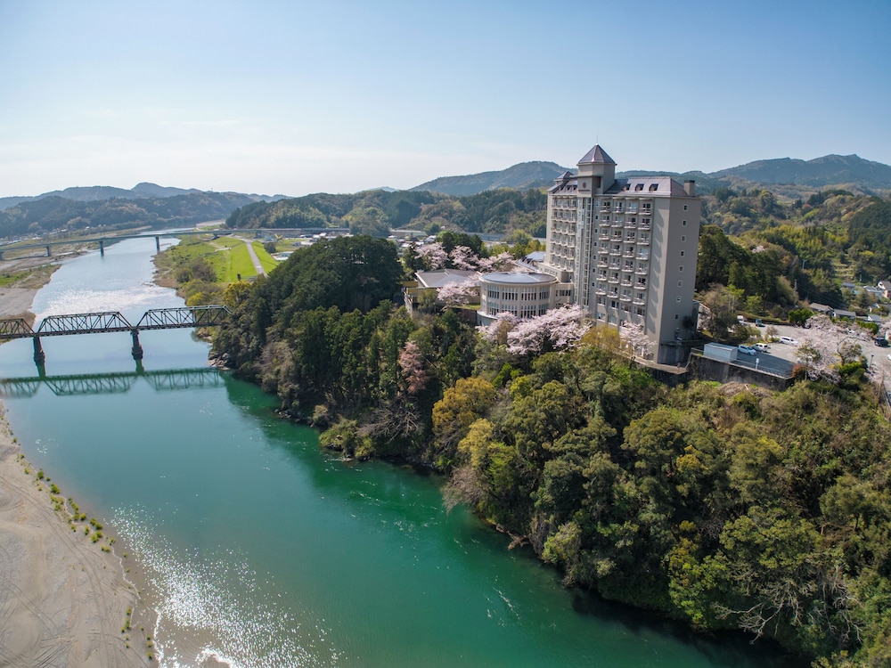 Kamenoi Hotel Kochi 56/61
