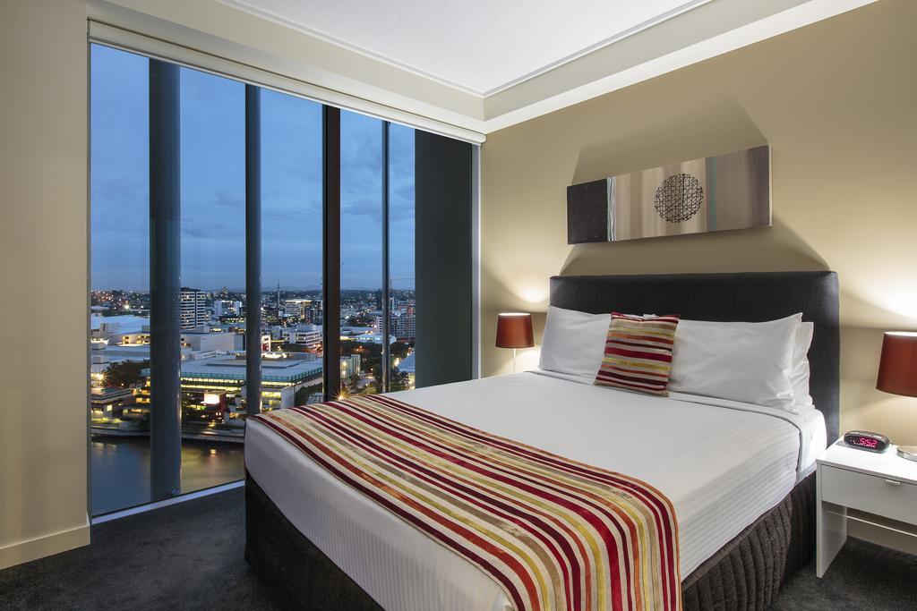 2 Bedrooms, Apartment