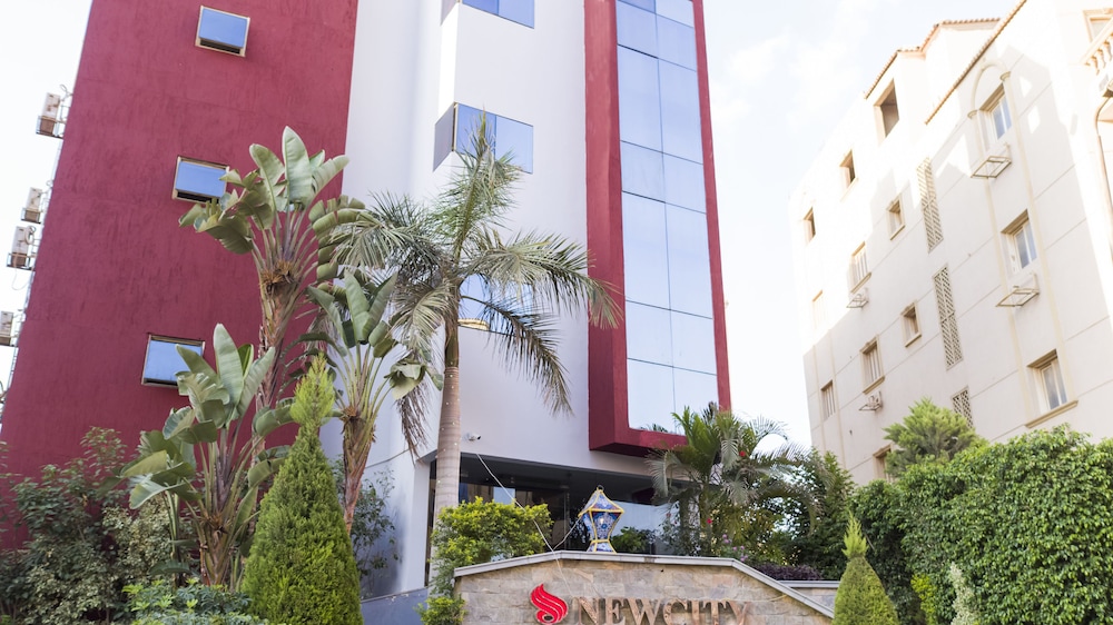 Newcity Suites Apartments 3/50