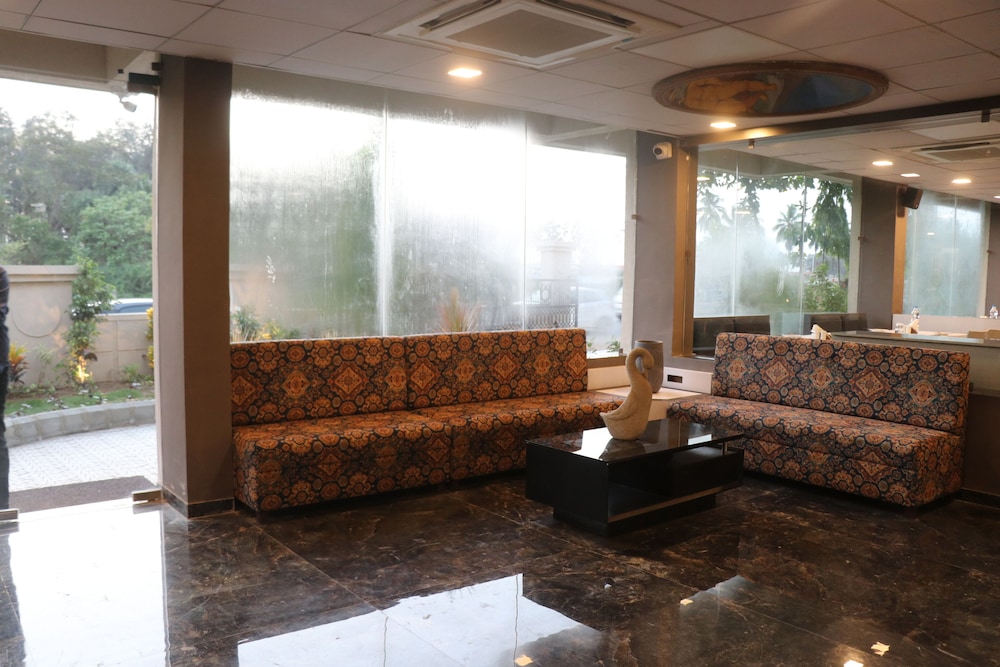 Nest Beacon Hotel Daman 27/33