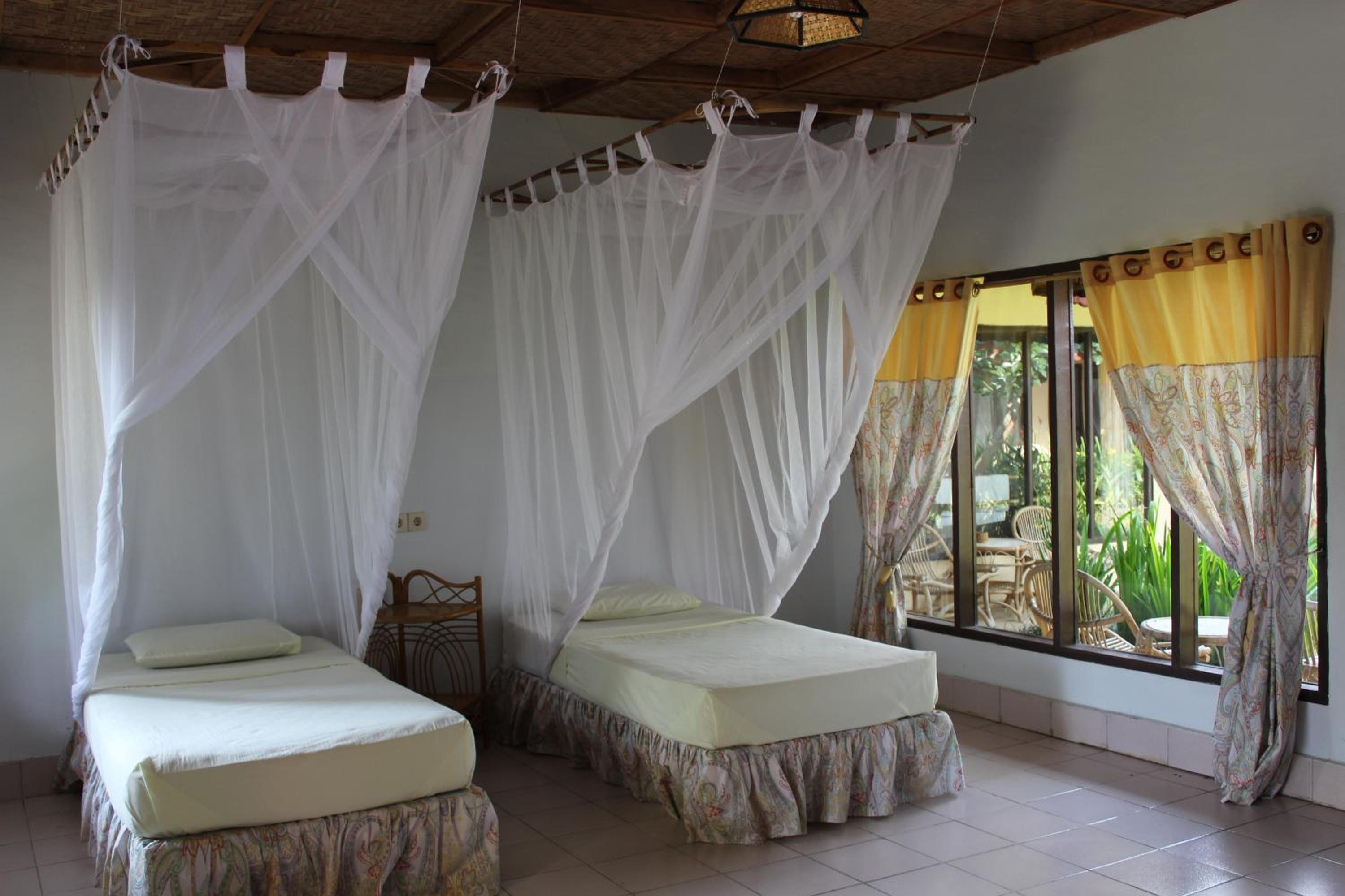 Standard, Double or Twin Bed
