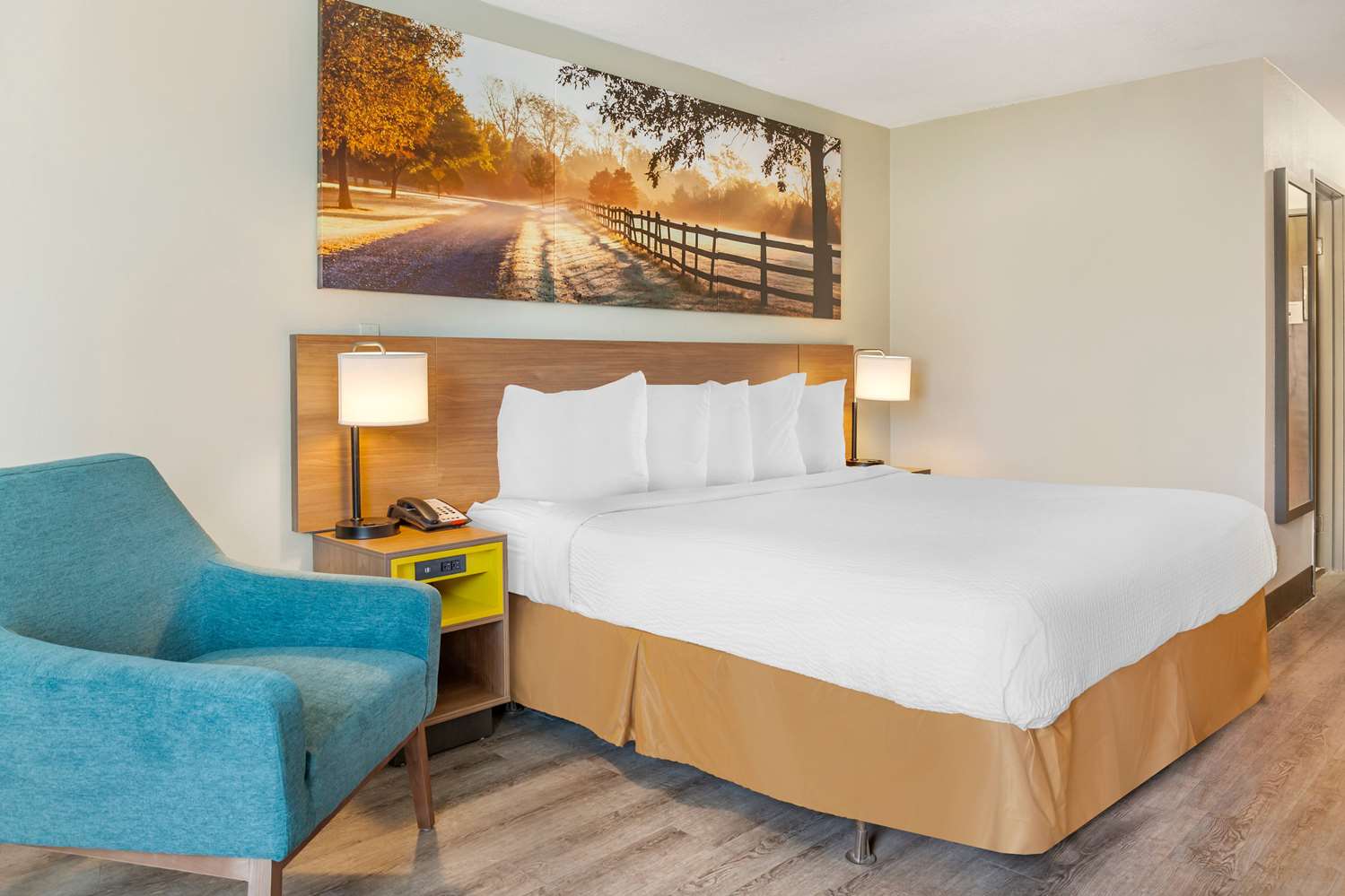 Days Inn Suites By Wyndham Rocky Mount Golden East 22/56