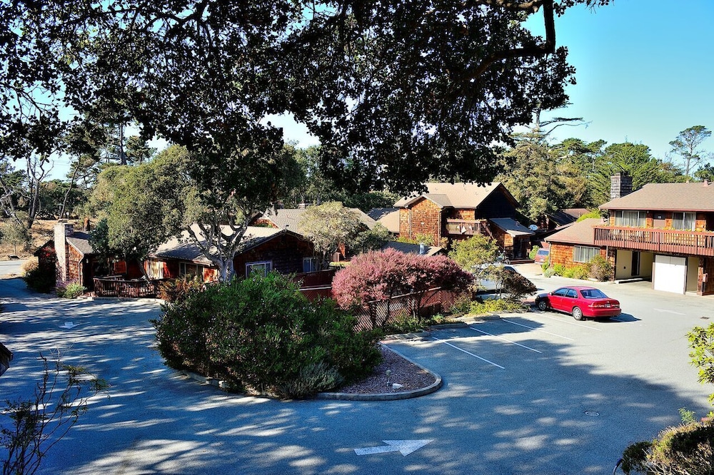 Pacific Gardens Inn 54/64