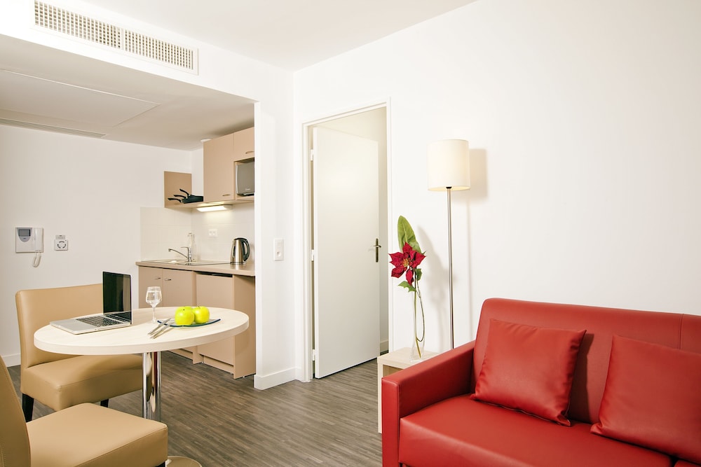 Residhome Nanterre La Defense 21/43