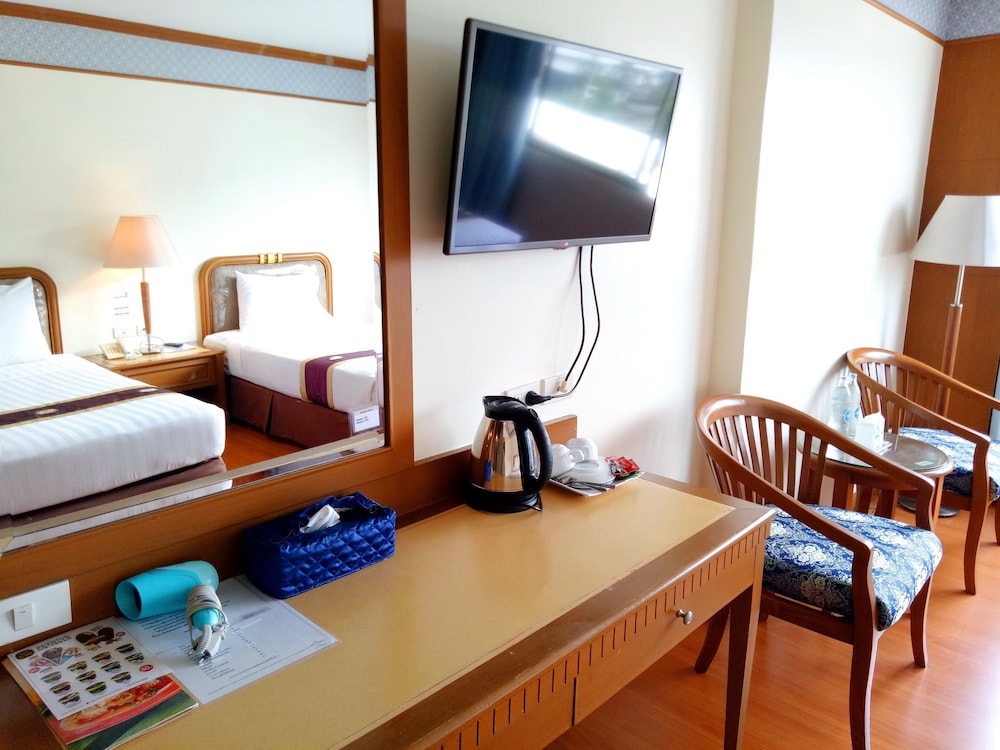 Grand Park Hotel 37/69