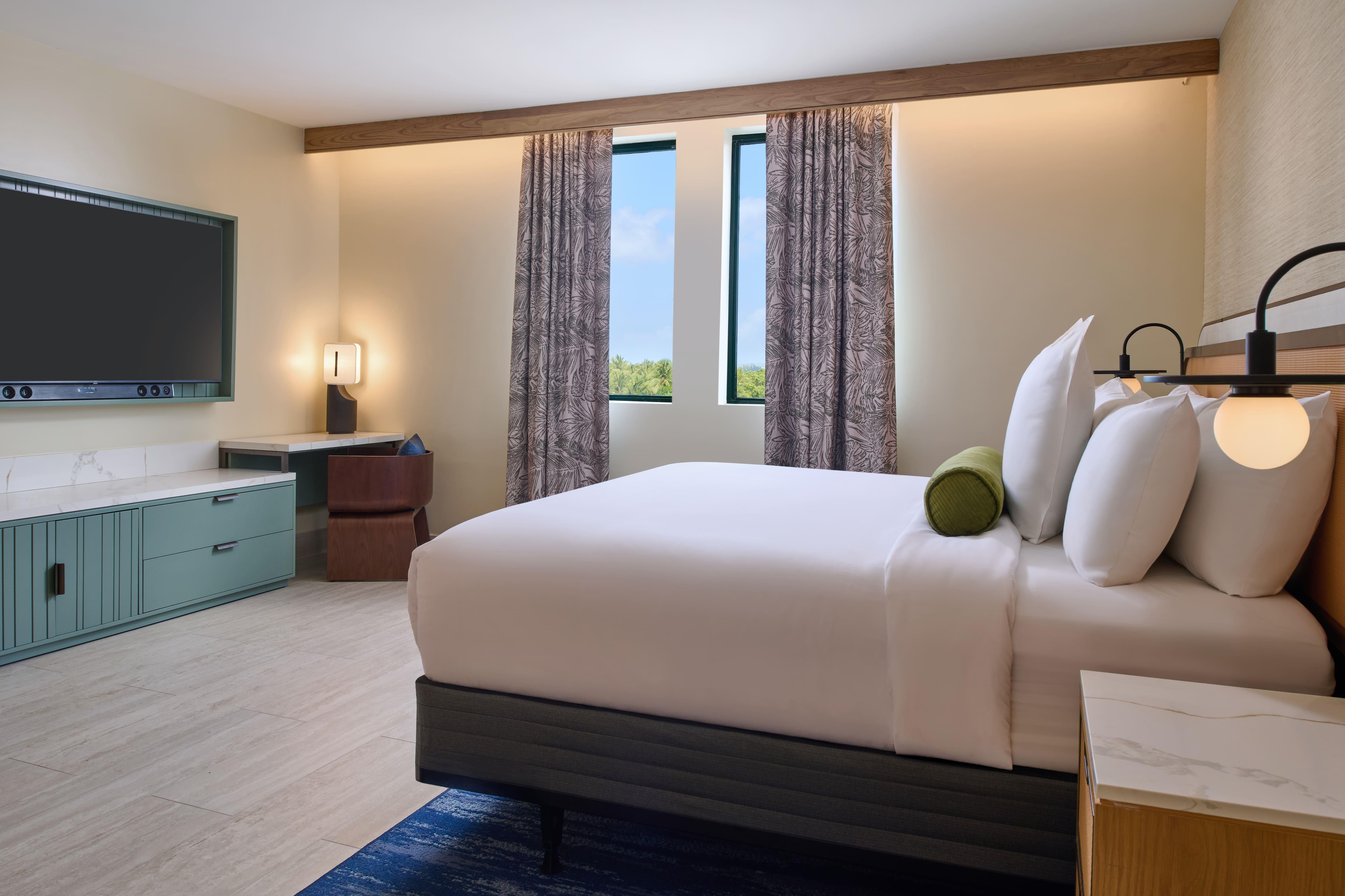 Governor, Suite