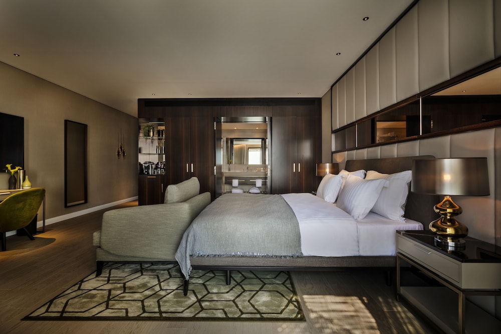 GRAND, PREMIUM, OLD CITY VIEW