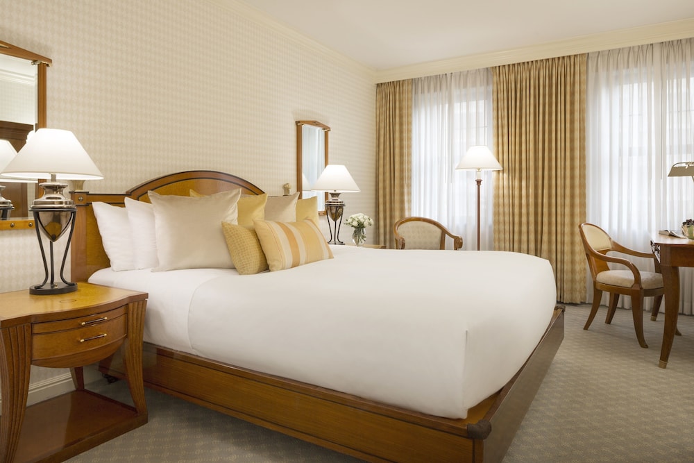 Orchard Hotel 7/29