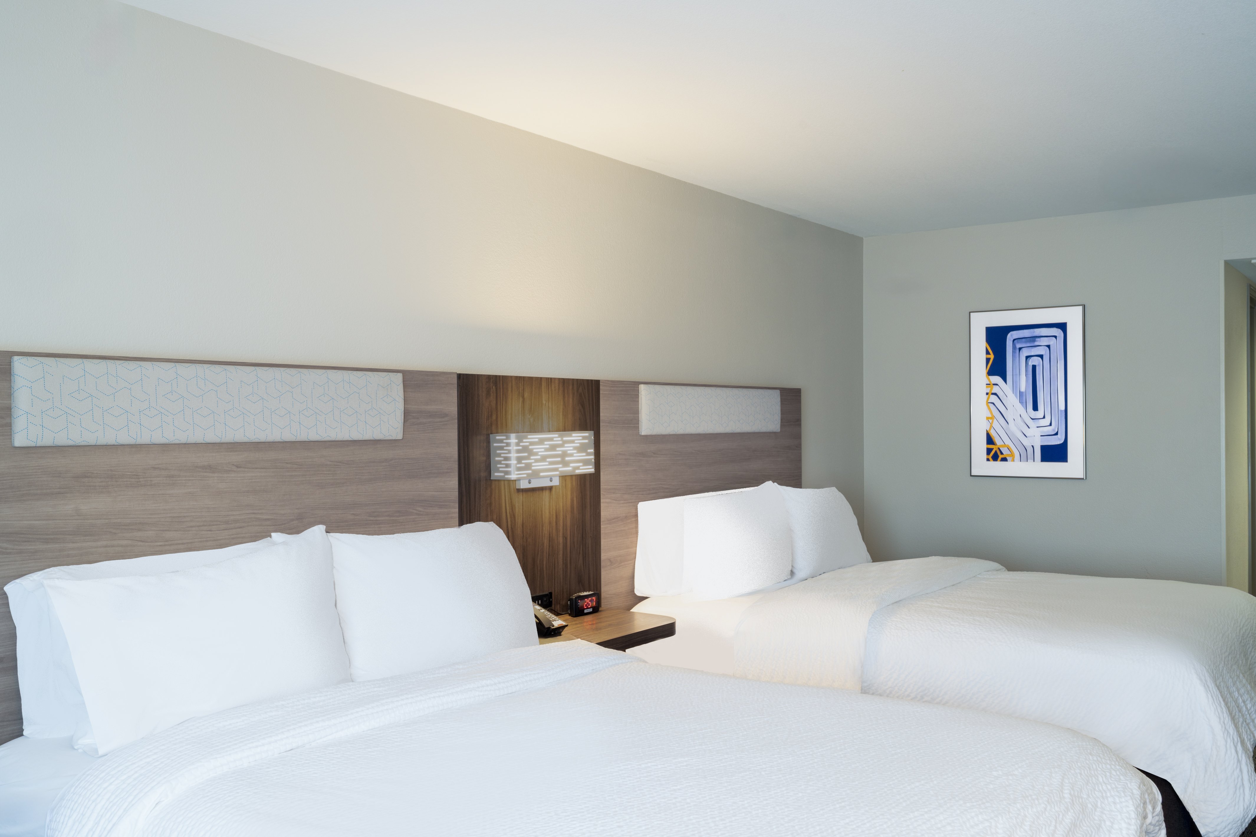 HOLIDAY INN EXPRESS HOTEL AND SUITES BOZEMAN WEST 22/75