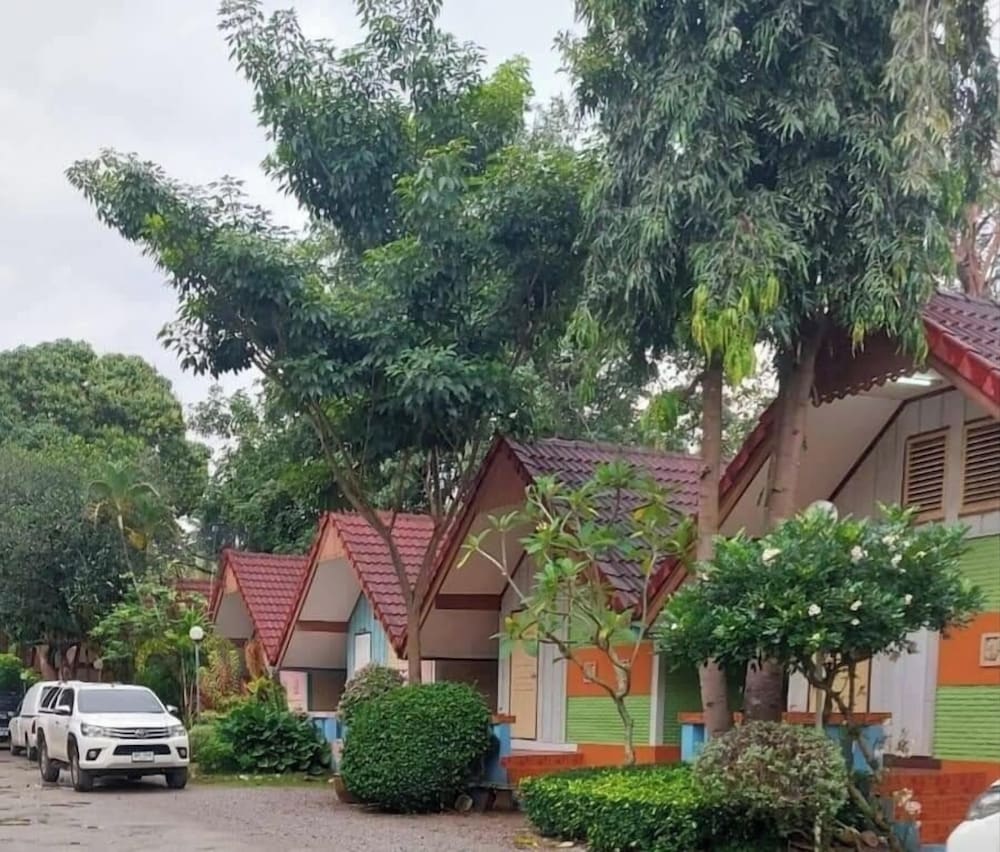 Anchalee Resort 4/42