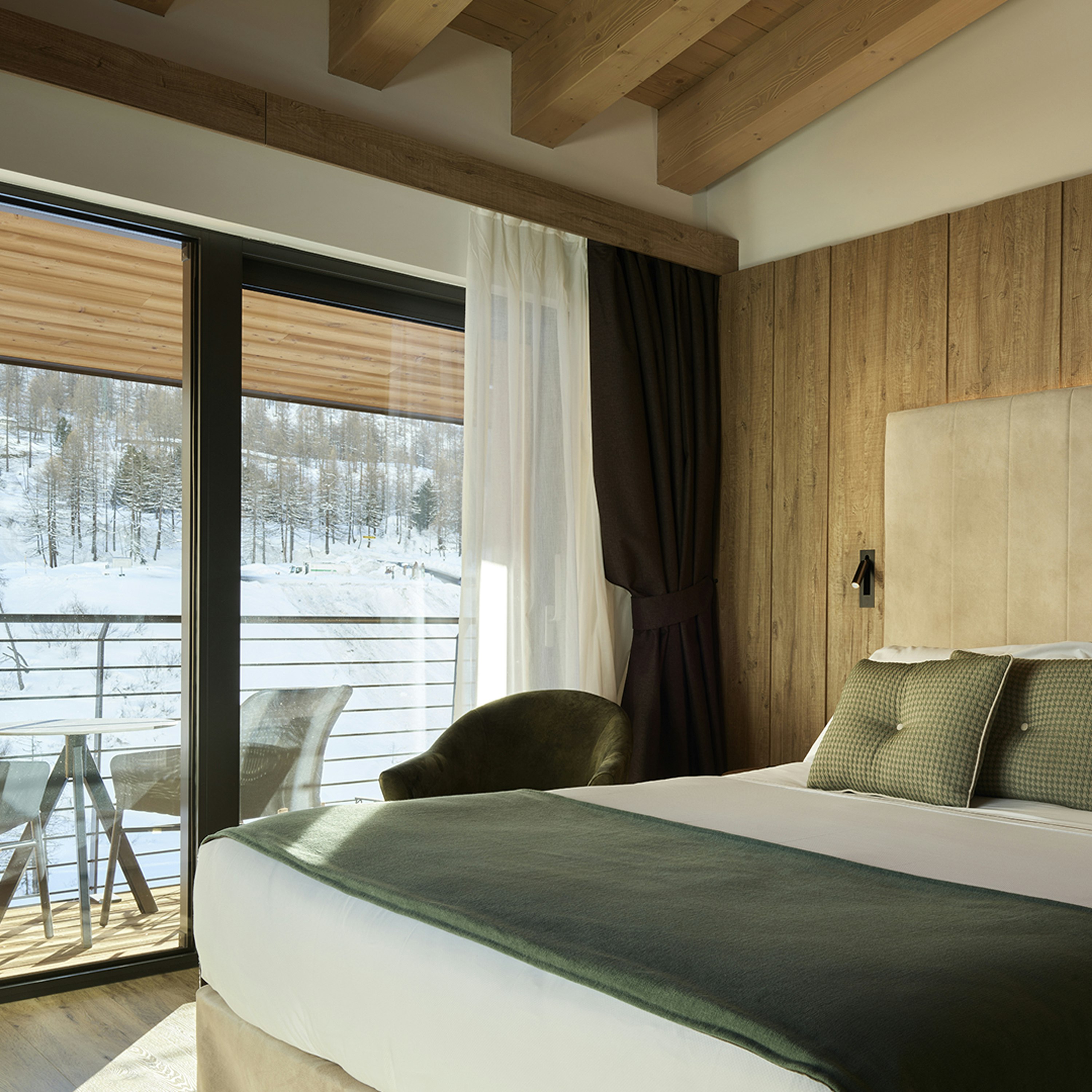 VRetreats Cervino The Alps 25/61