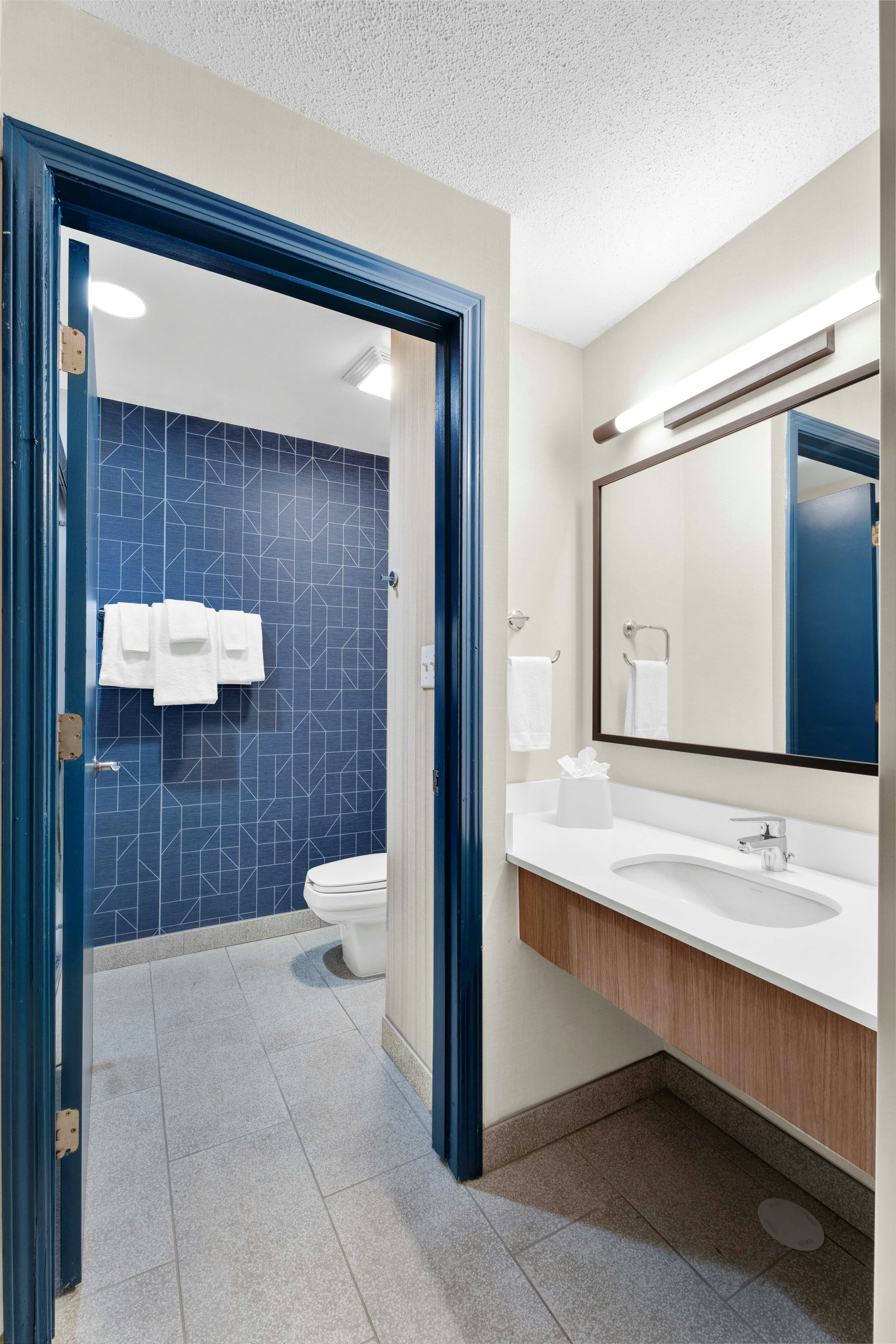 غرفة بسريرين كوين، Spark by Hilton Plymouth 8/10