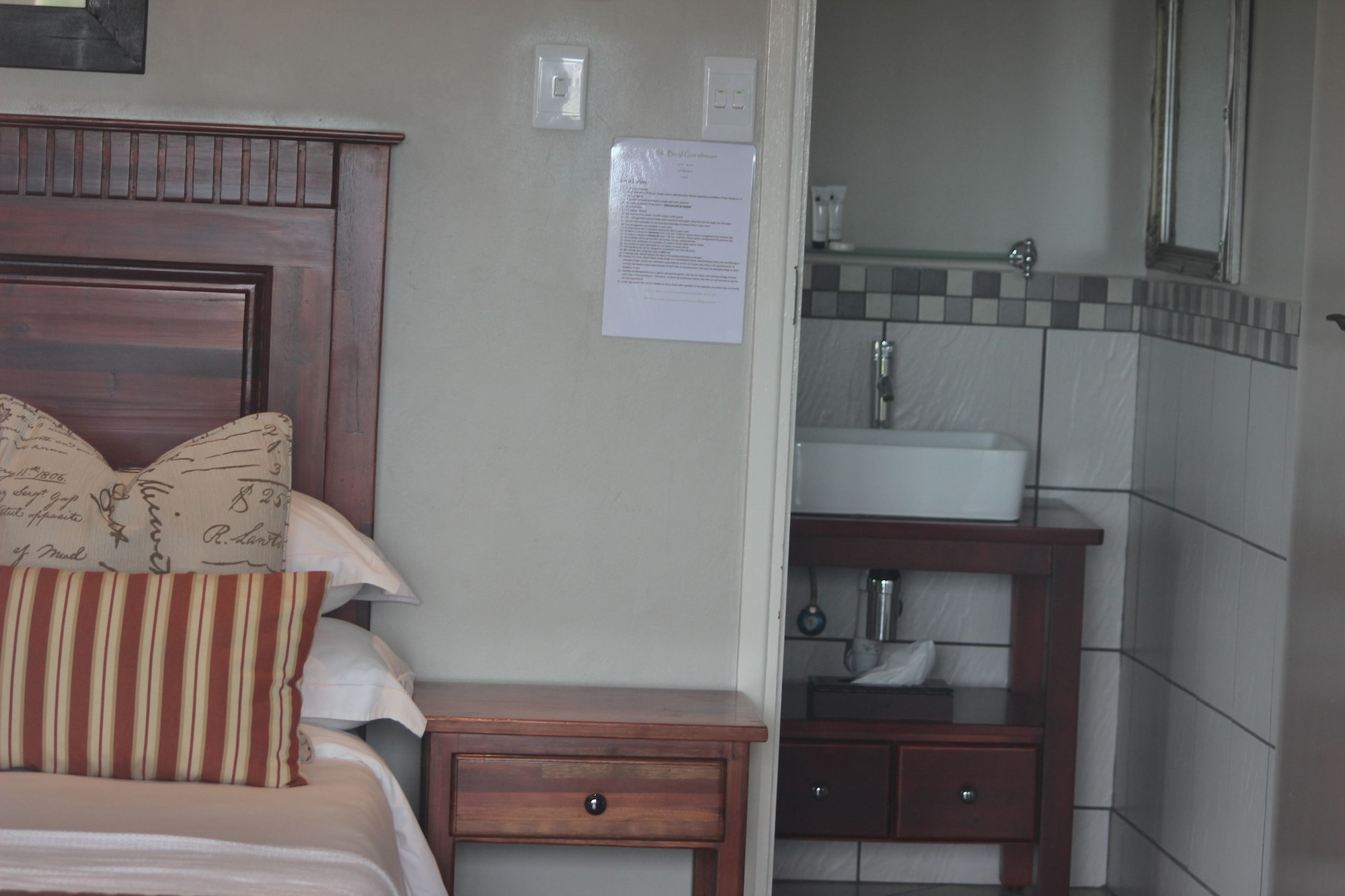 1 BEDROOM, STANDARD