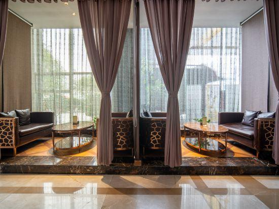Jiang Hua International Hotel 27/32