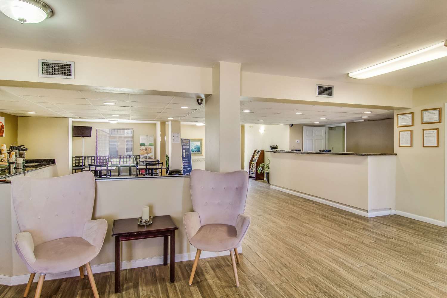 Suburban Studios Hotel Kingsland Near I-95 7/33