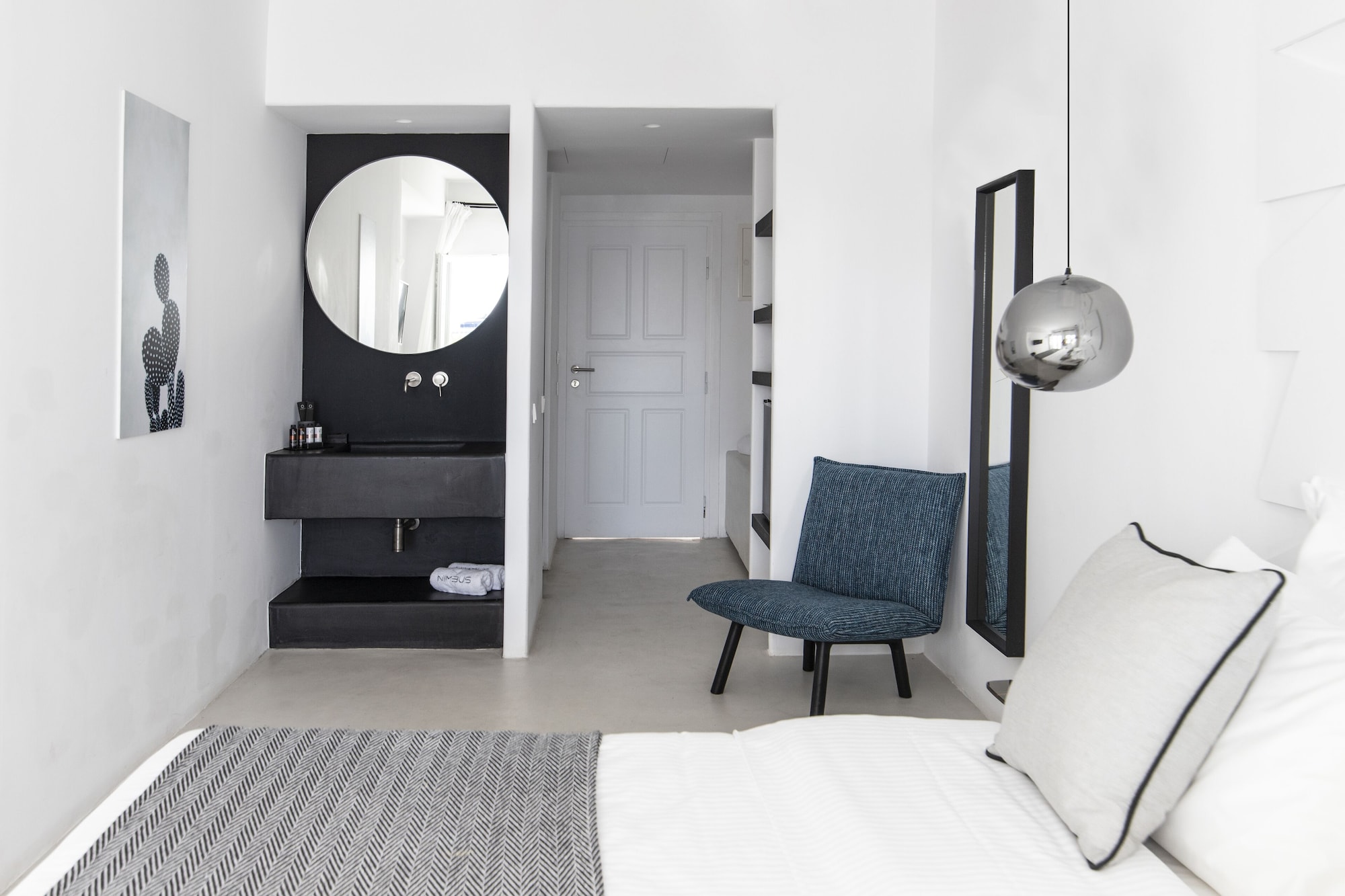 EXECUTIVE, SEA VIEW, JETTED TUB
