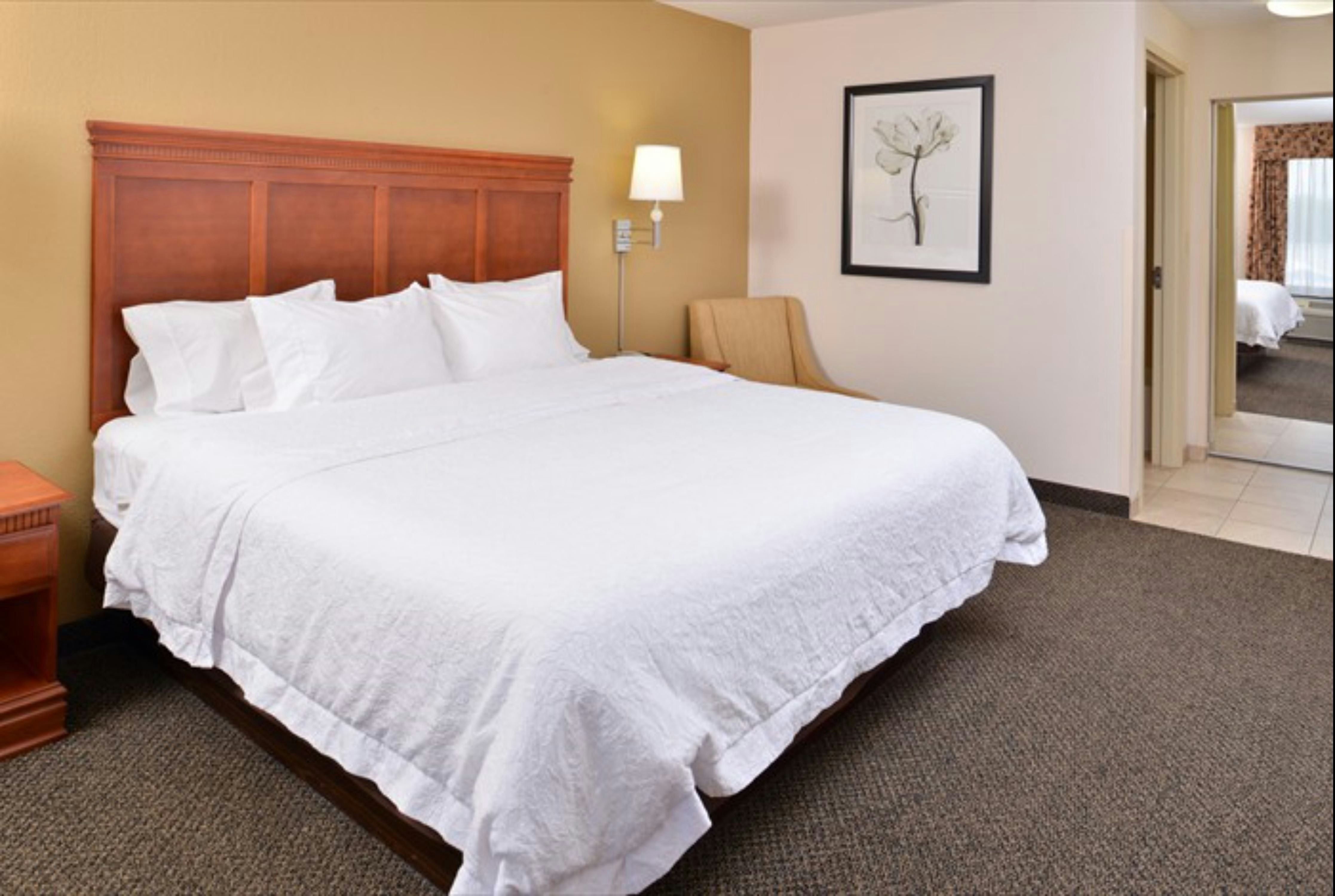 Hampton Inn Suites Richmond 17/50