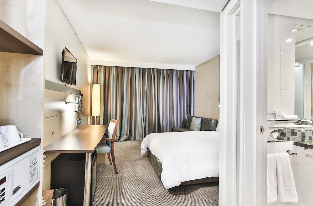 Holiday Inn Express Sandton-Woodmead 38/74