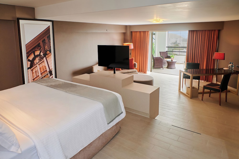 SPA, DELUXE, SUITE, KING BED, TERRACE