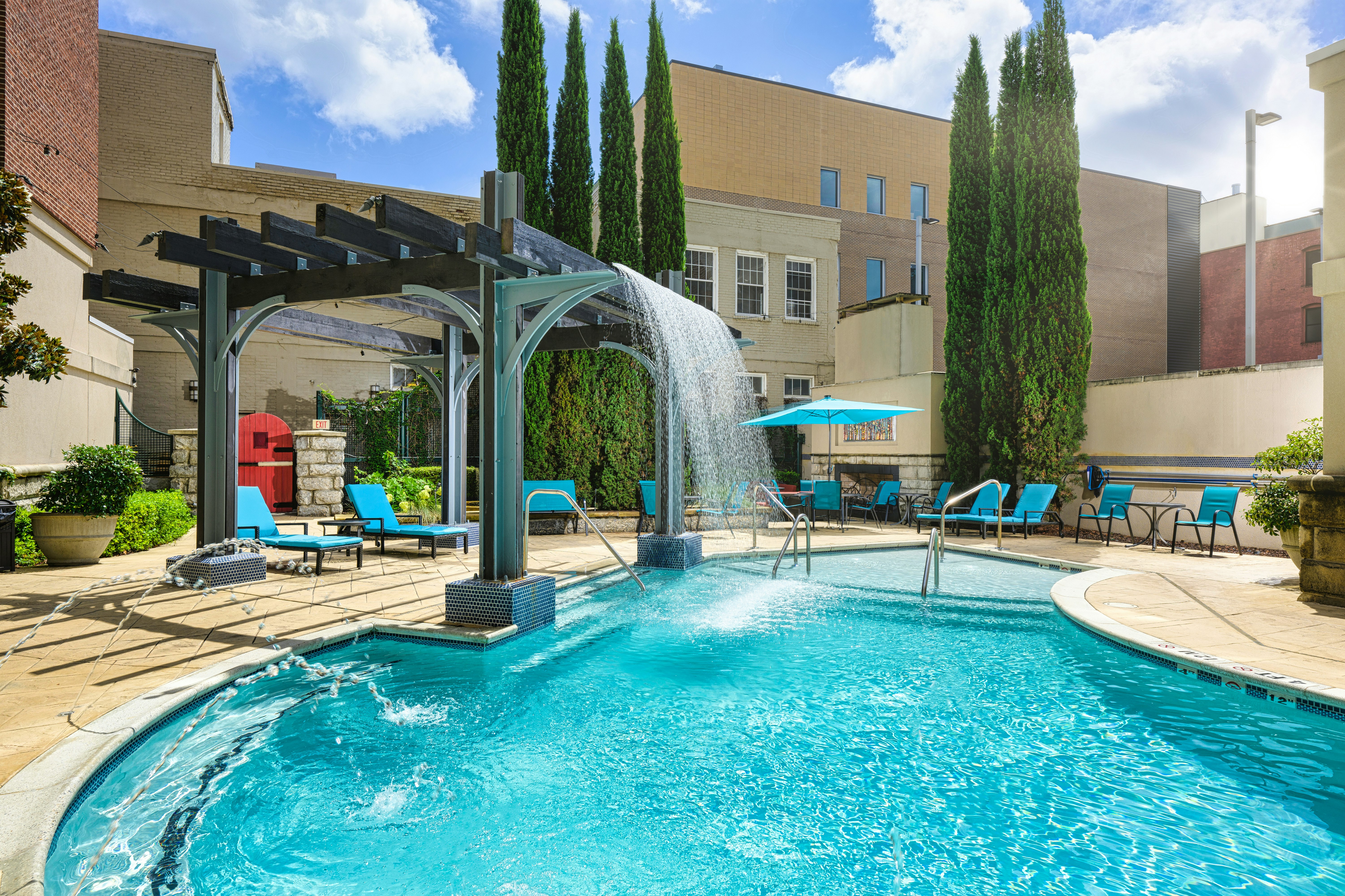 Hampton Inn & Suites Chattanooga Downtown 65/66
