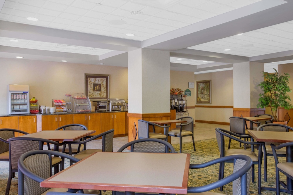 Wingate By Wyndham Tuscaloosa 25/33