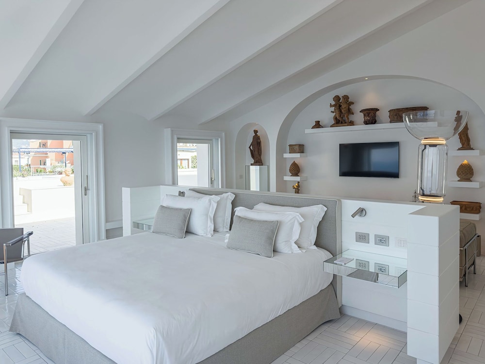 PENTHOUSE SUITE, SEA VIEW