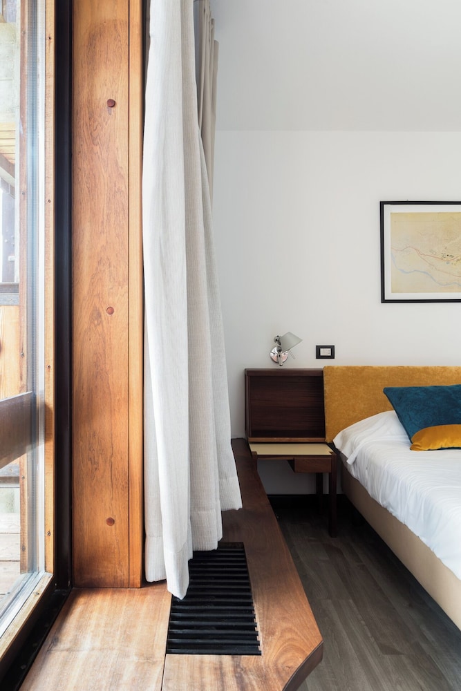 Boite Hotel 14/50