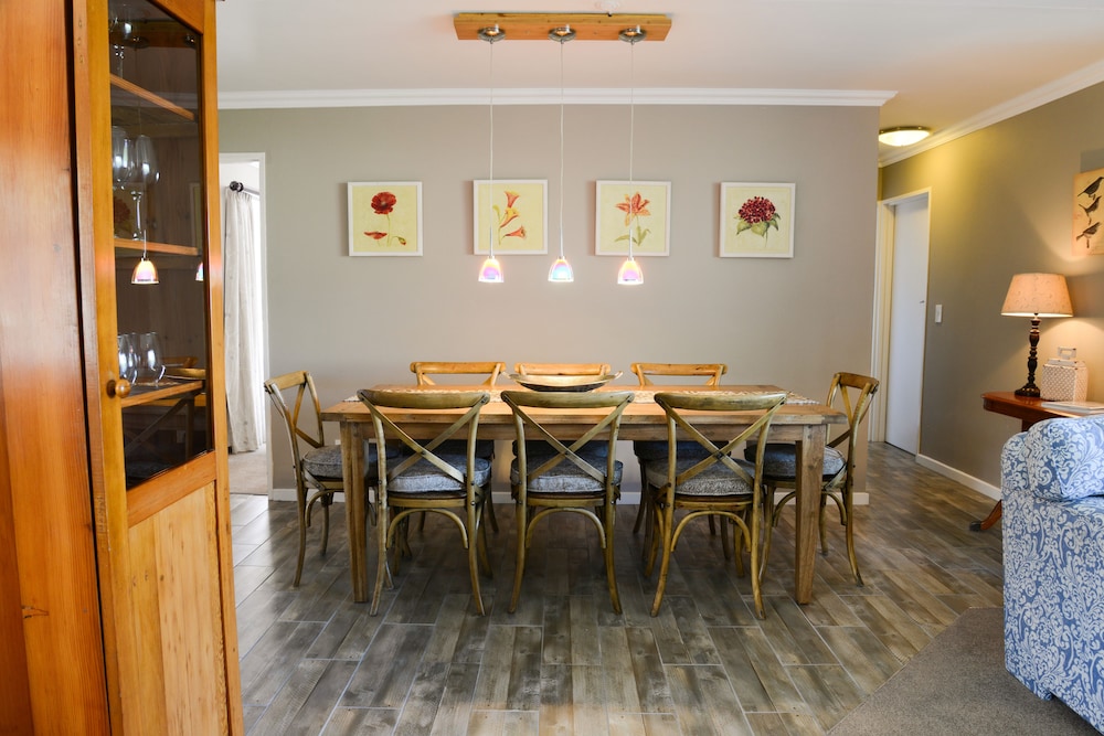 dk villas 1 Harbour View (Hout Bay) 35/50