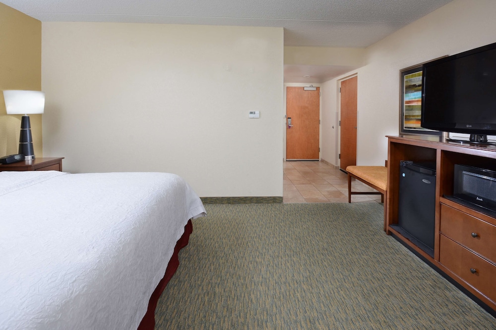 Hampton Inn Raleigh/Durham-Airport 11/55