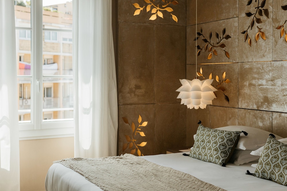 Boutique Hotel Cezanne 20/62