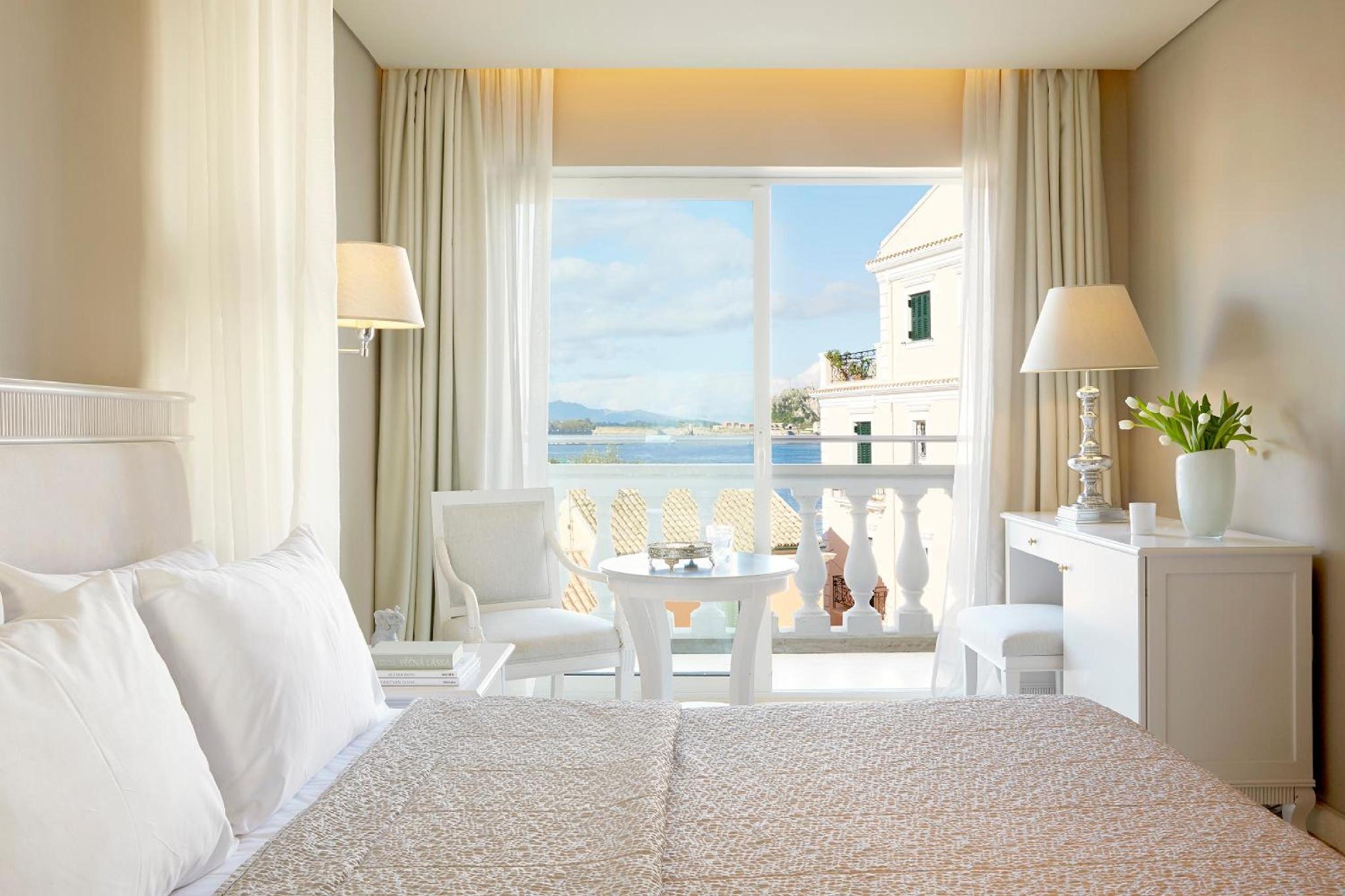 Deluxe, Double or Twin Bed, Land View