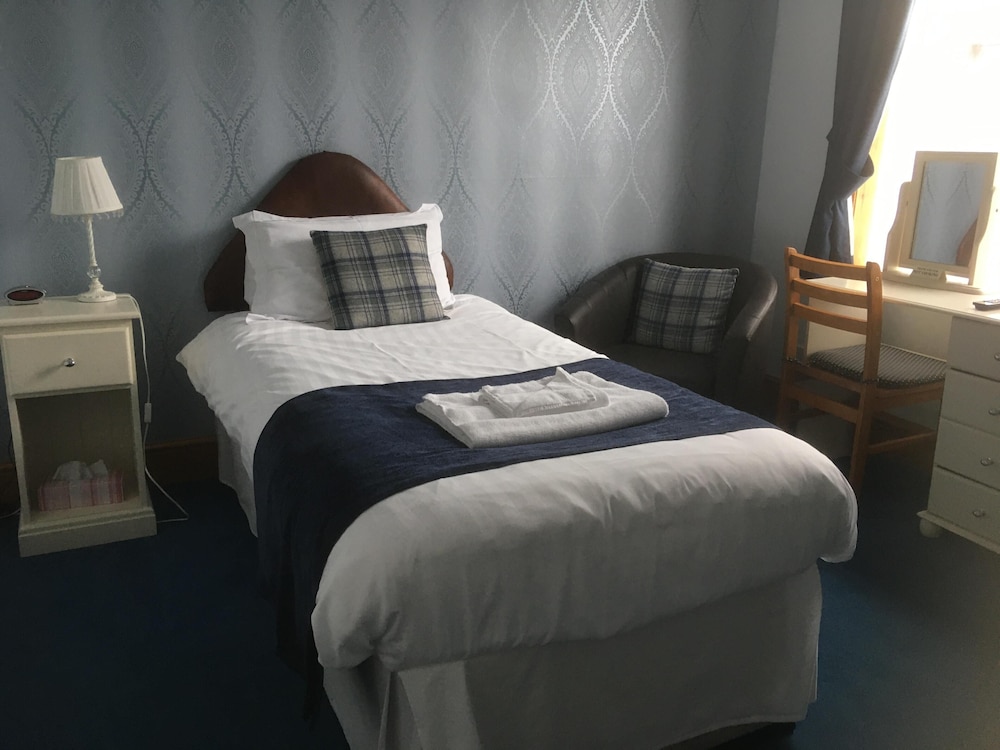 Grove House Guest House 20/34