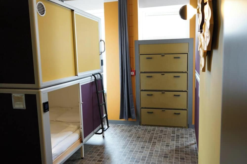 Sunflower Hostel 3/59