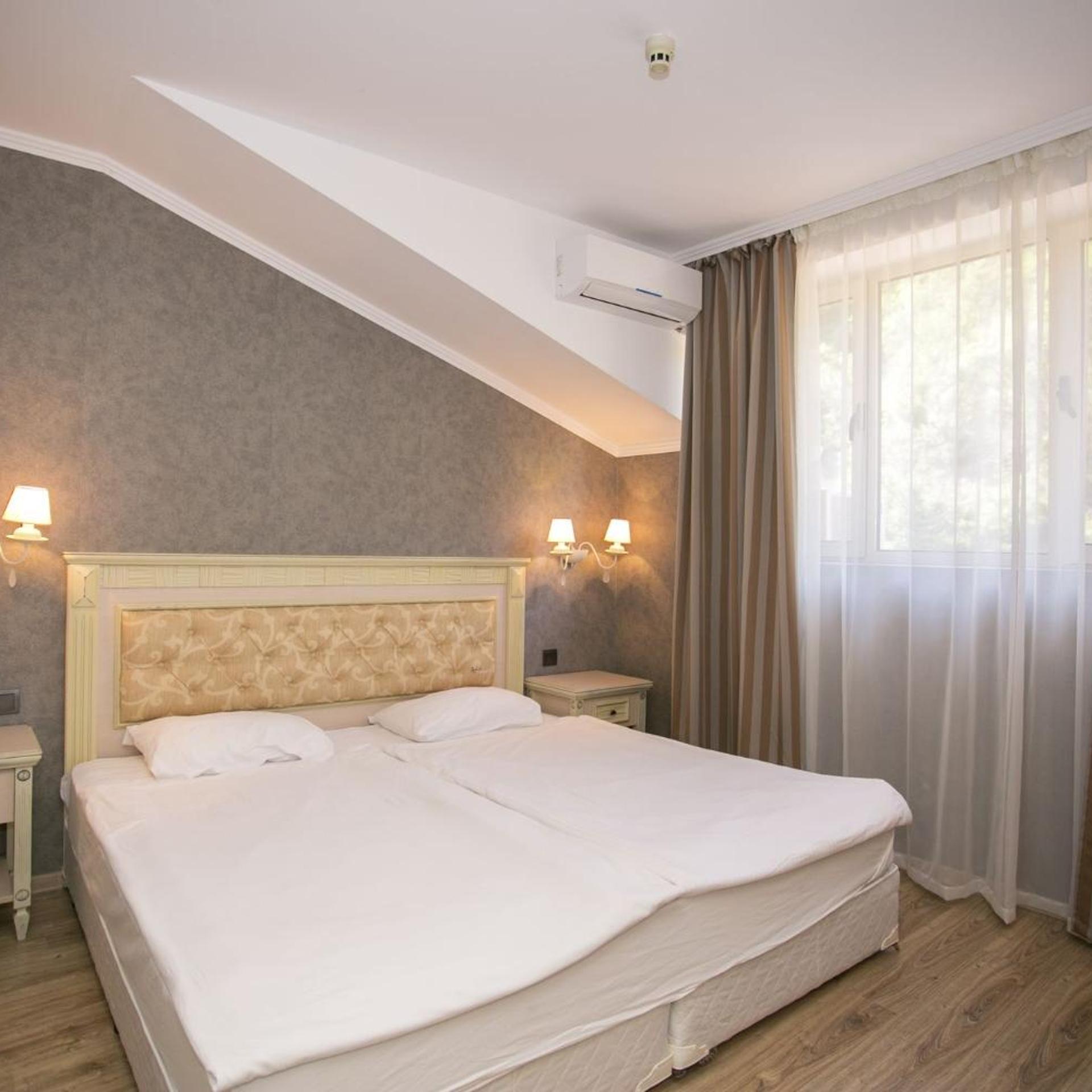 Maisonette, Sea View