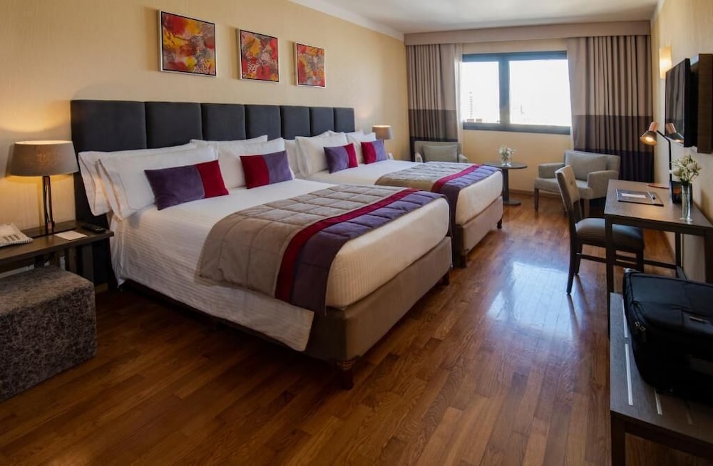 SUPERIOR, 2 QUEEN BEDS