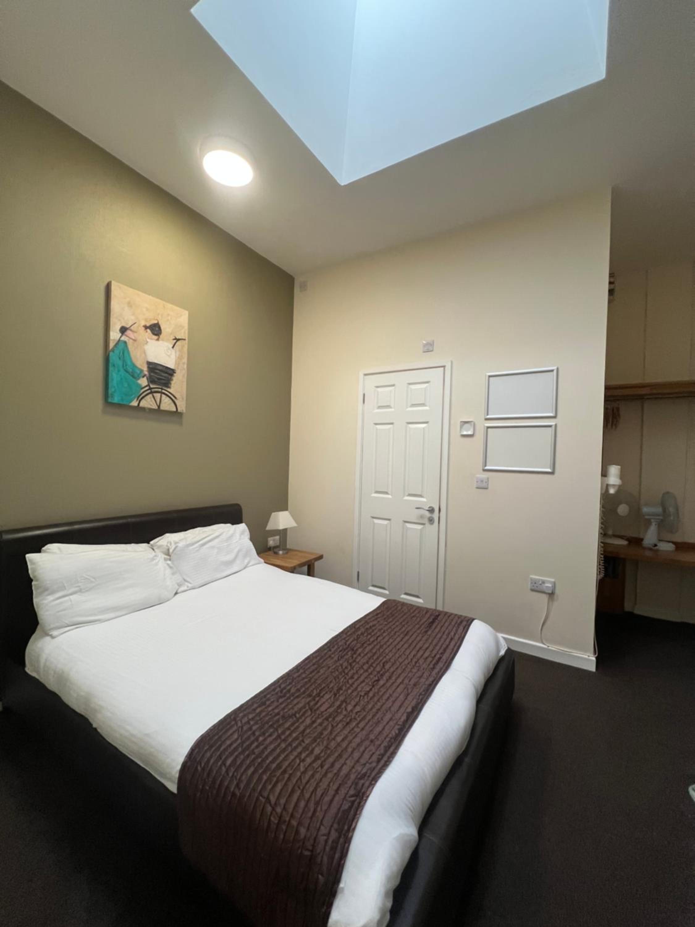 Central Hotel Gloucester by Roomsbooked 5/14