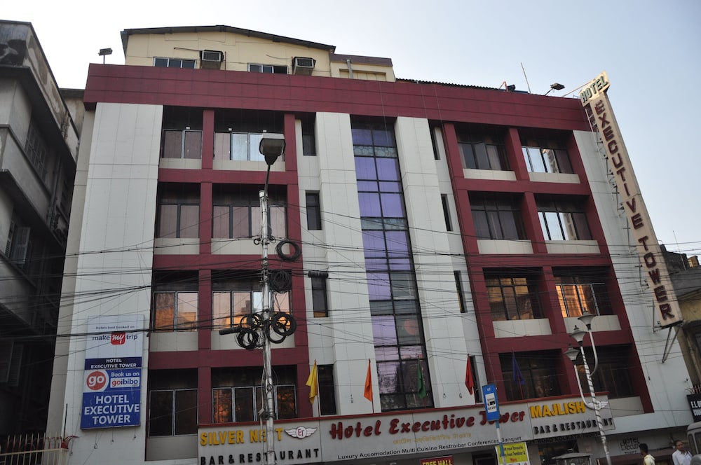 HOTEL EXECUTIVE TOWER 2/50