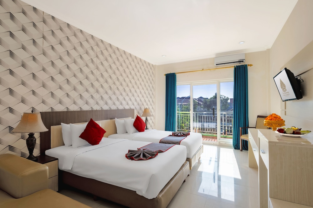 The Kanjeng Hotel Kuta 7/36