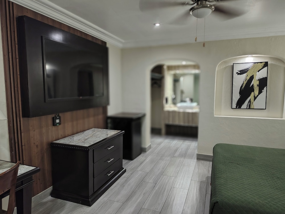 Hotel Siesta Real 6/56