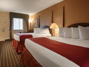 Room, King Bed, Sofa