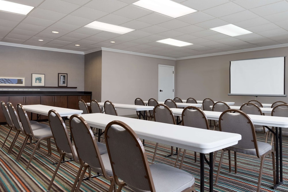 Country Inn & Suites By Radisson Jackson Tn 23/24