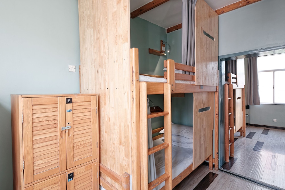Cloudland International Youth Hostel 19/62