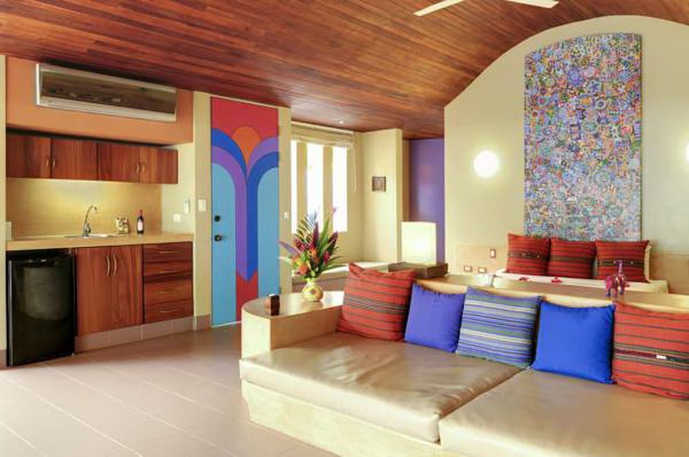 Alma Del Pacifico Hotel 30/50
